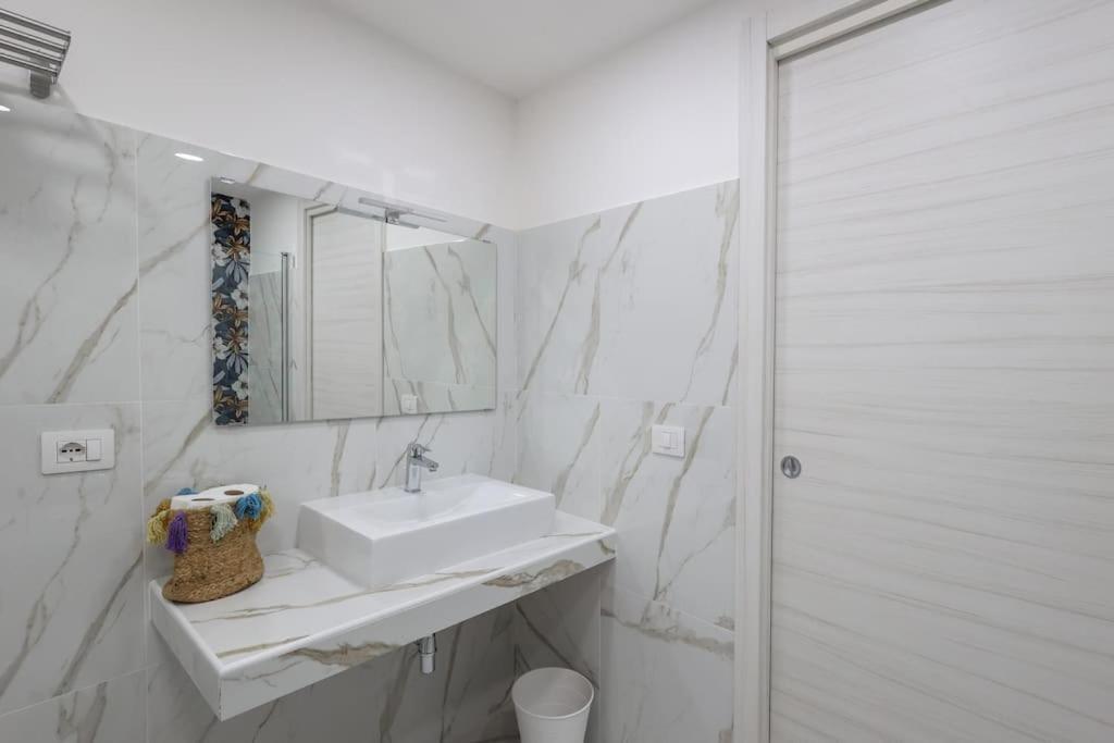'A Casa D'Annare Apartment Наполи Екстериор снимка